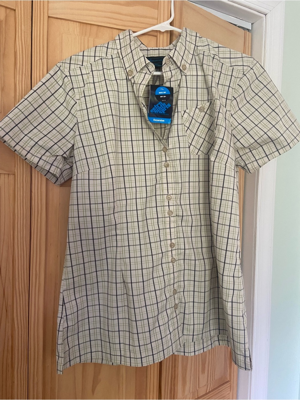 NWT Eastern Mountain Sports Women’s XL short sleeve button down